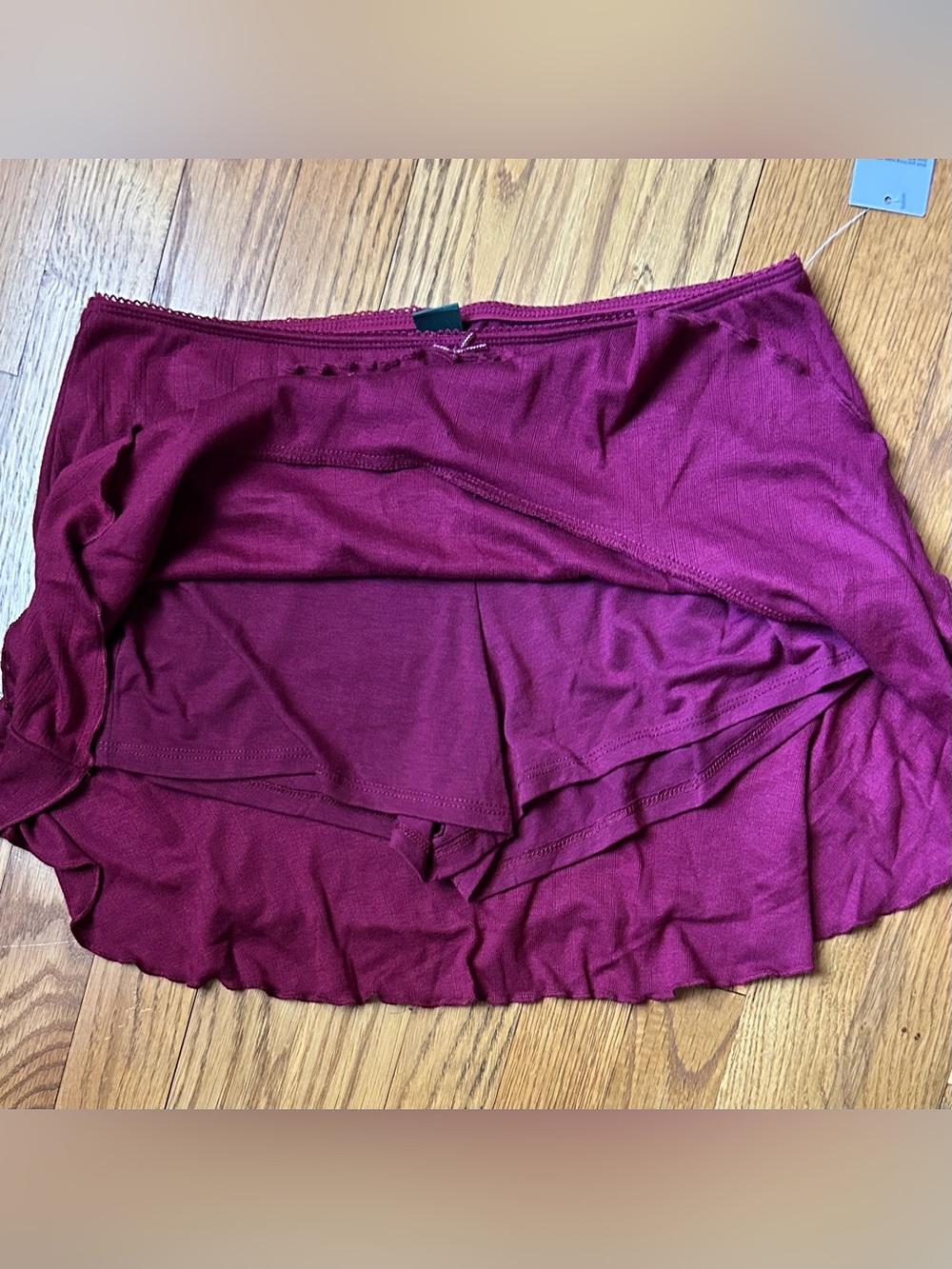 Burgundy Ruffle Skort medium - Picture 4 of 4